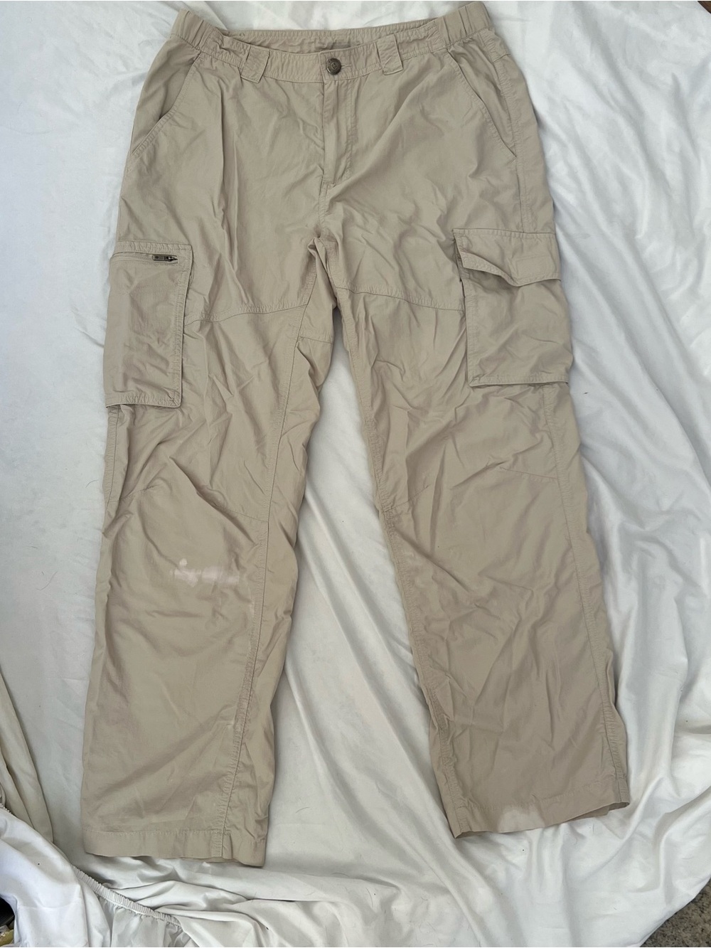 Lightweight Tan Cargo Pants for Men - Multi-Pocket Utility